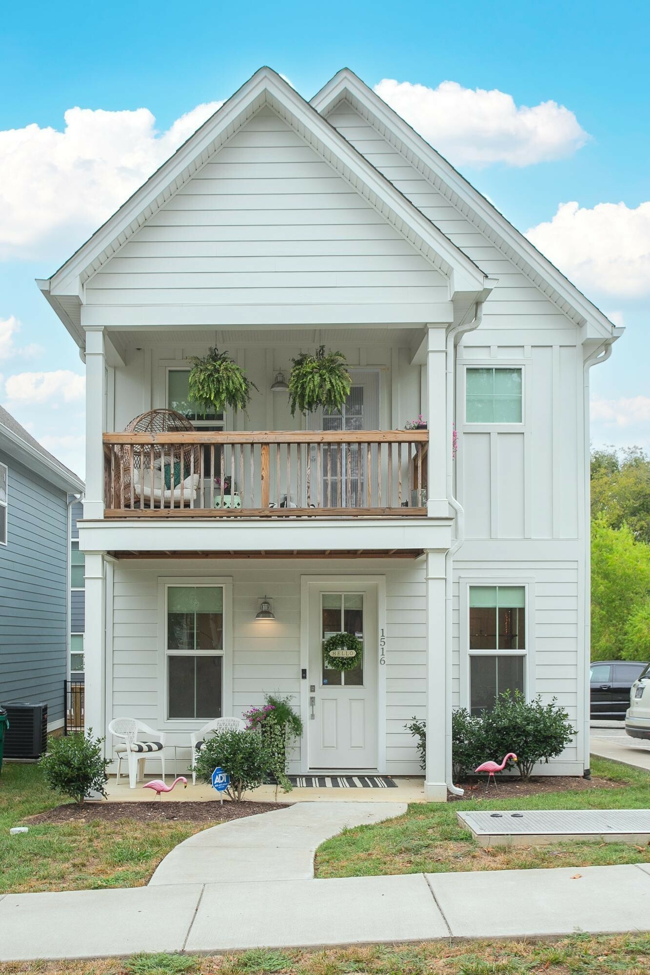 Property Photo:  1516 Royal St  TN 37115 