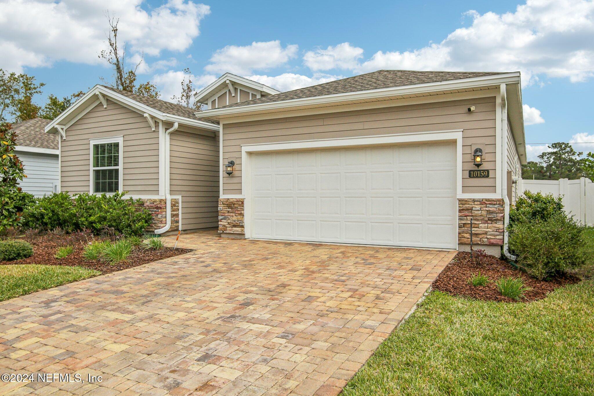 Property Photo:  10159 Roman Lane  FL 32218 