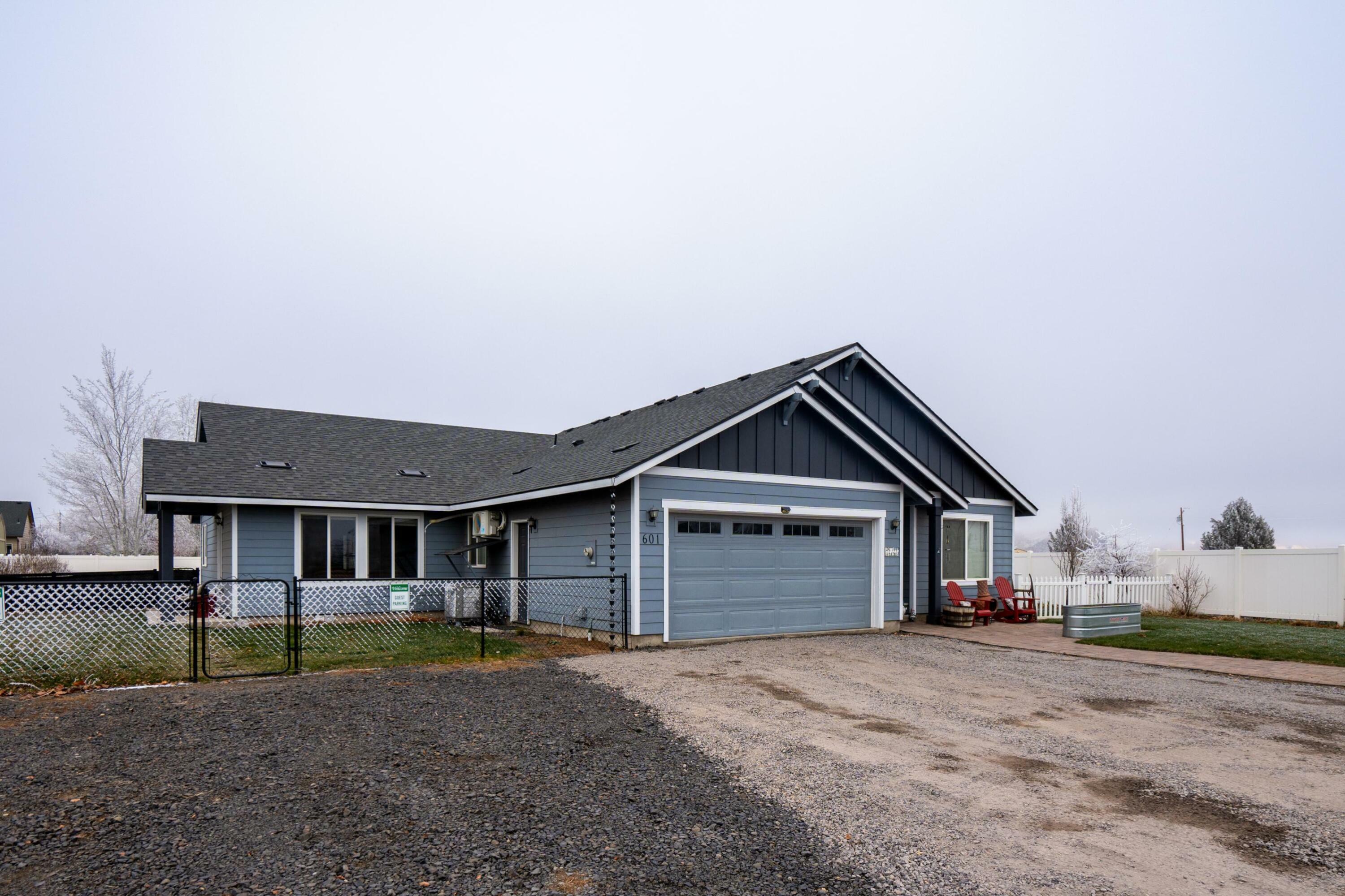 Property Photo:  601 NW Smith Rock Way  OR 97760 