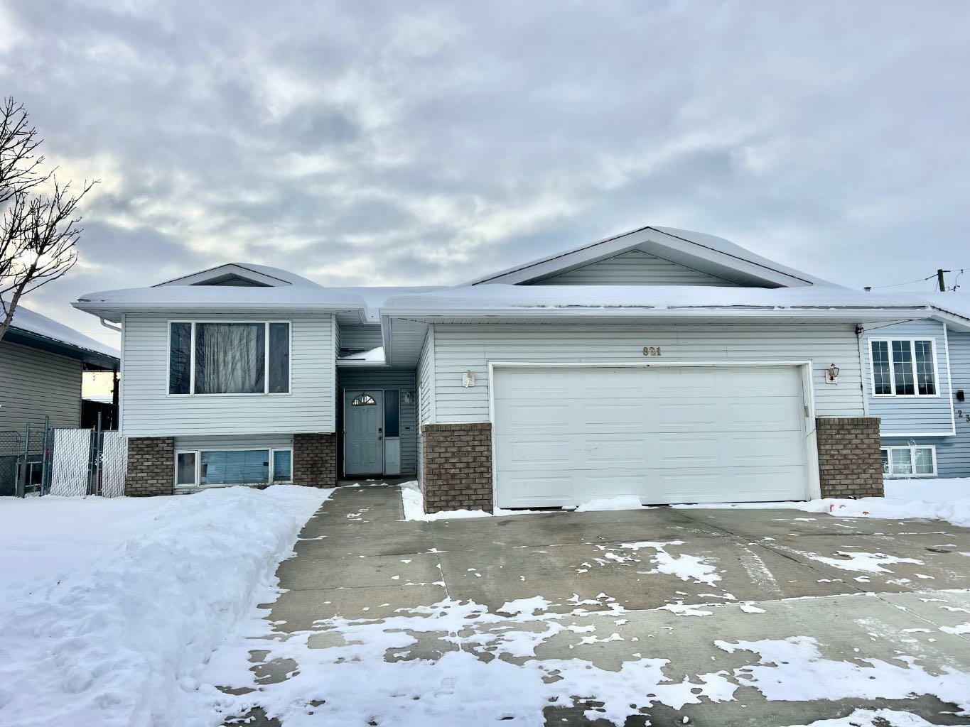 821 Bankview Drive  Drumheller AB T0J 0Y6 photo