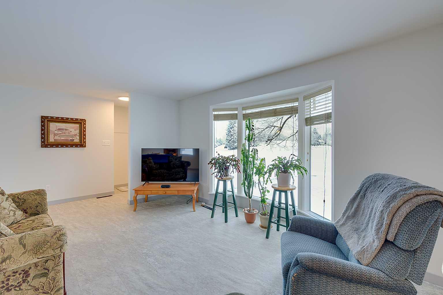 Property Photo:  3703 50A Street  AB T4P 1E5 