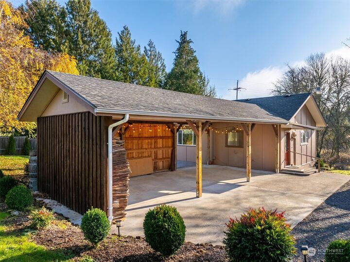 Property Photo: 322 Stearns Road WA 98532