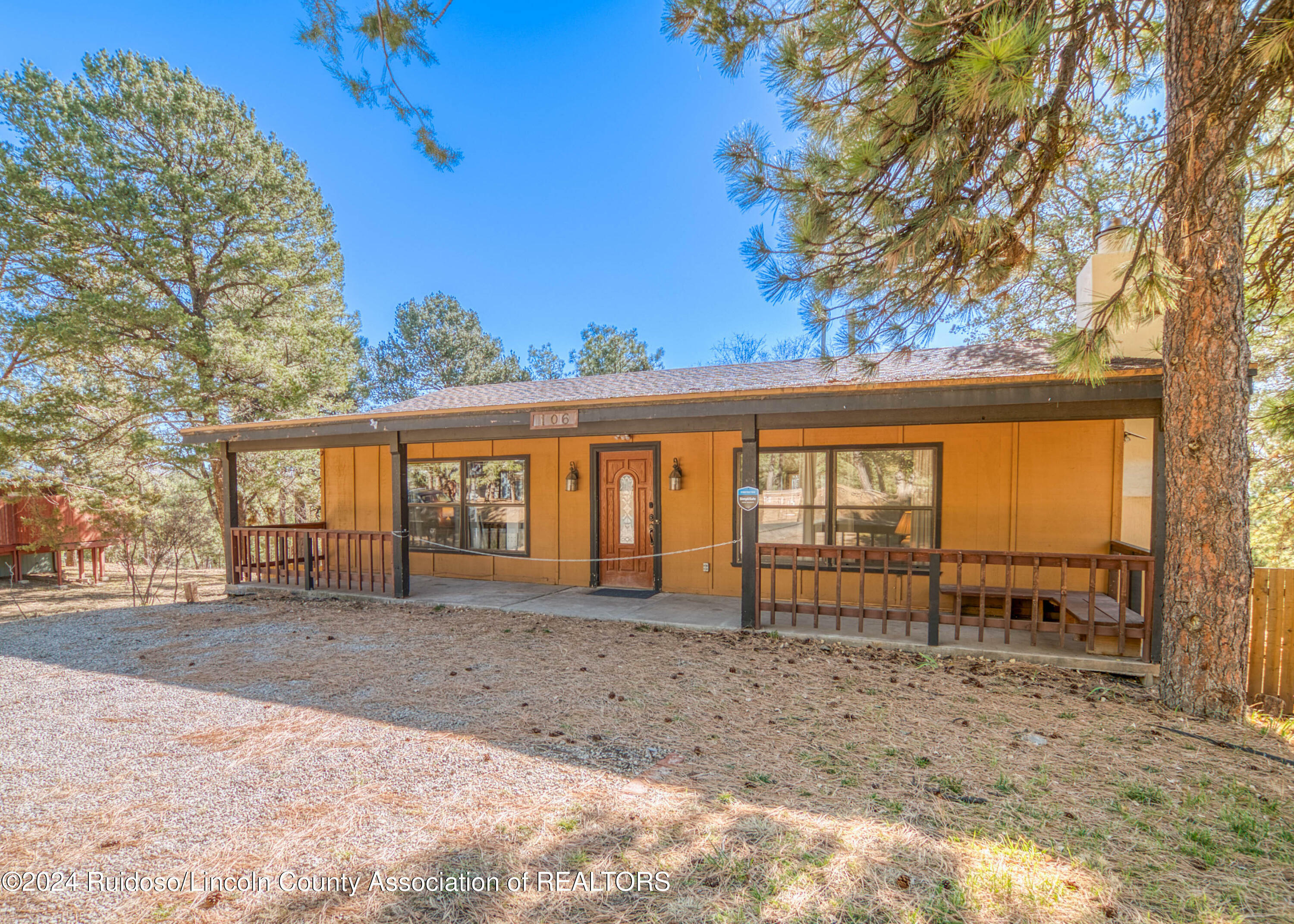 Property Photo: 106 Socorro Circle NM 88345