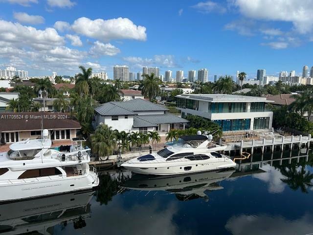 Property Photo: 2935 NE 163rd St 5L FL 33160