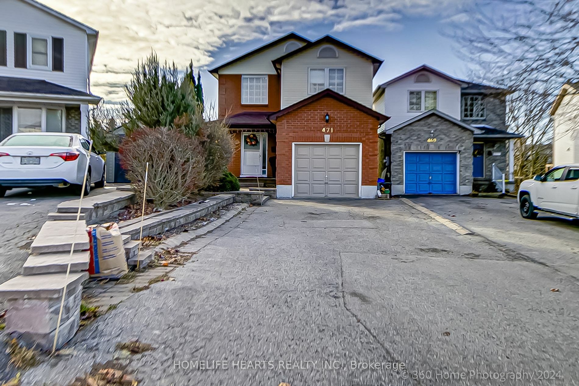 Property Photo:  471 Cobblehill Dr  ON L1K 1Y6 