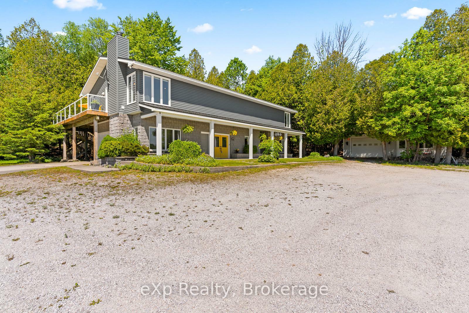 Property Photo: 900 Berford Street ON N0H 2T0