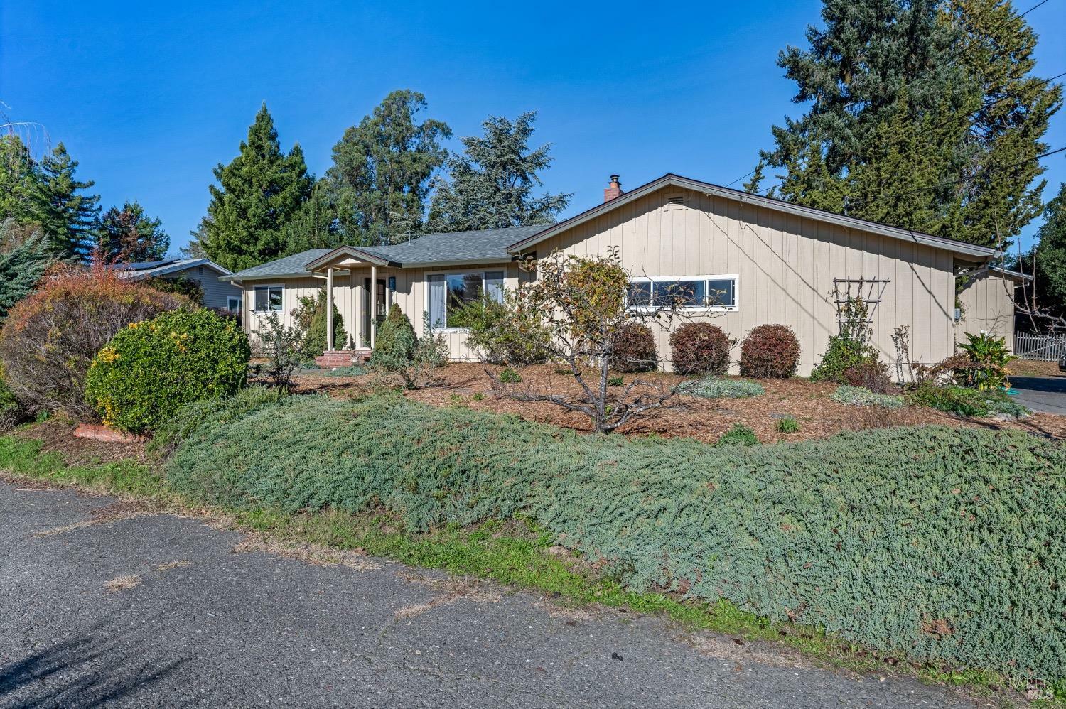 Property Photo:  7816 Apple Blossom Lane  CA 95472 