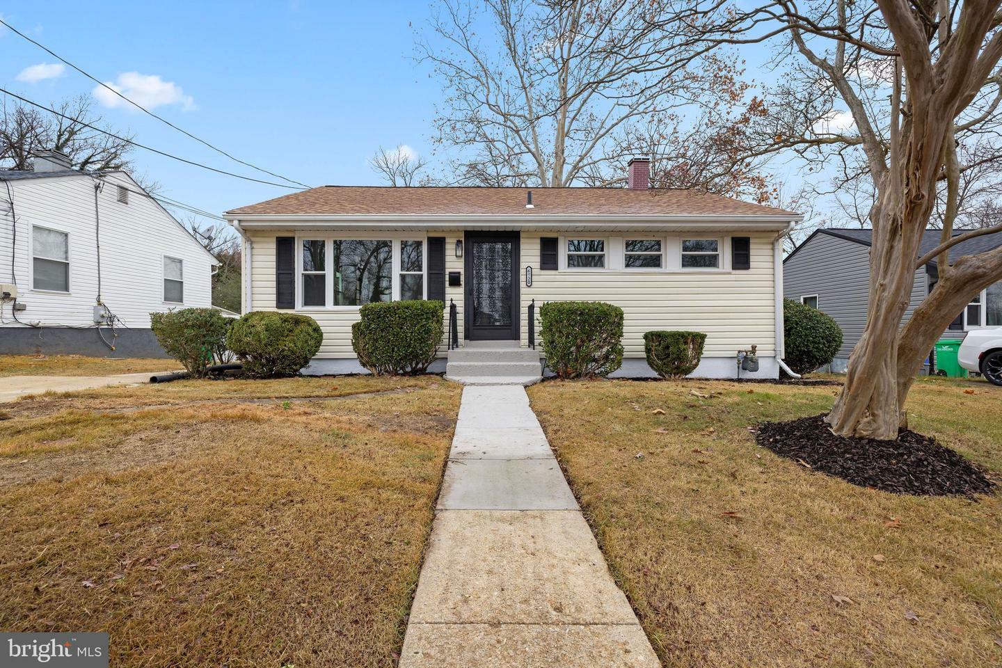 Property Photo:  6720 Fairwood Road  MD 20784 