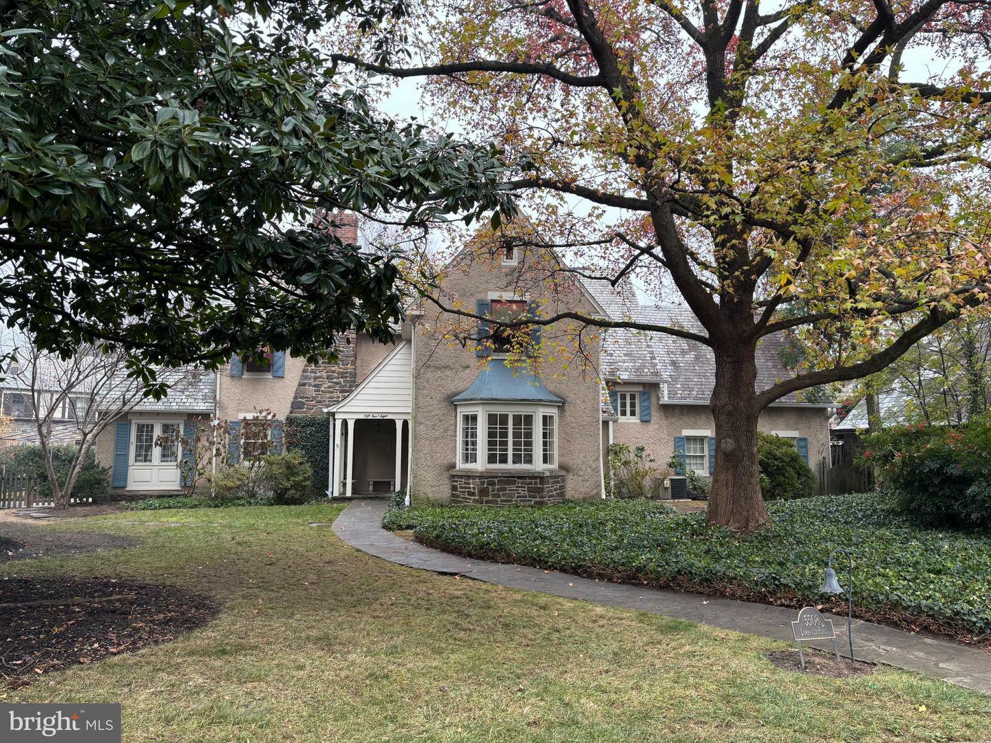 Property Photo: 5508 Lombardy Place MD 21210