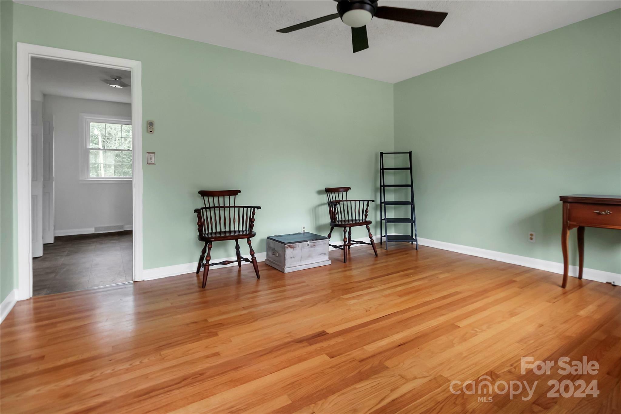 Property Photo:  1330 Crestview Drive  NC 28150 