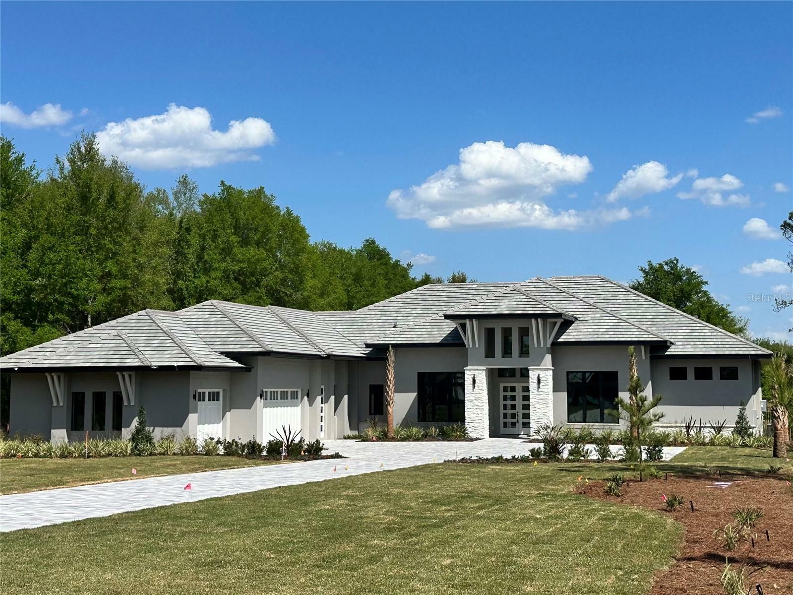 Property Photo: 16914 Vinci Way FL 34756