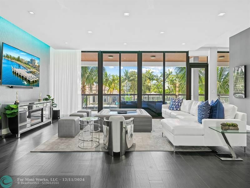 Property Photo: 20 Isle Of Venice Dr 201 FL 33301