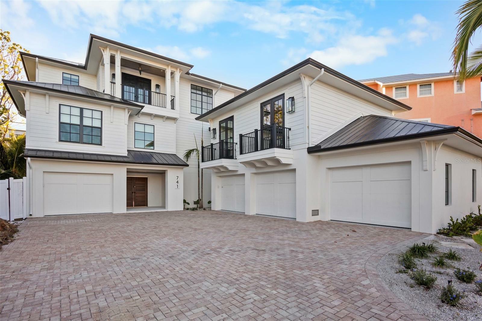 Property Photo:  741 Jacaranda Road  FL 34216 