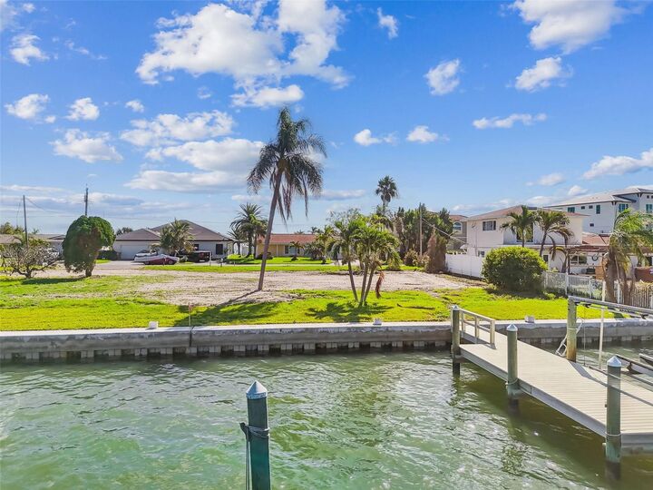 Property Photo: 568 Johns Pass Avenue FL 33708