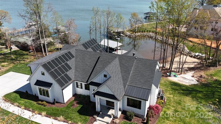 Property Photo:  5056 Bridge Way  NC 28037 