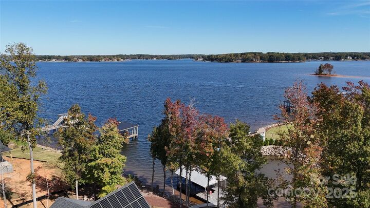 Property Photo: 5056 Bridge Way NC 28037