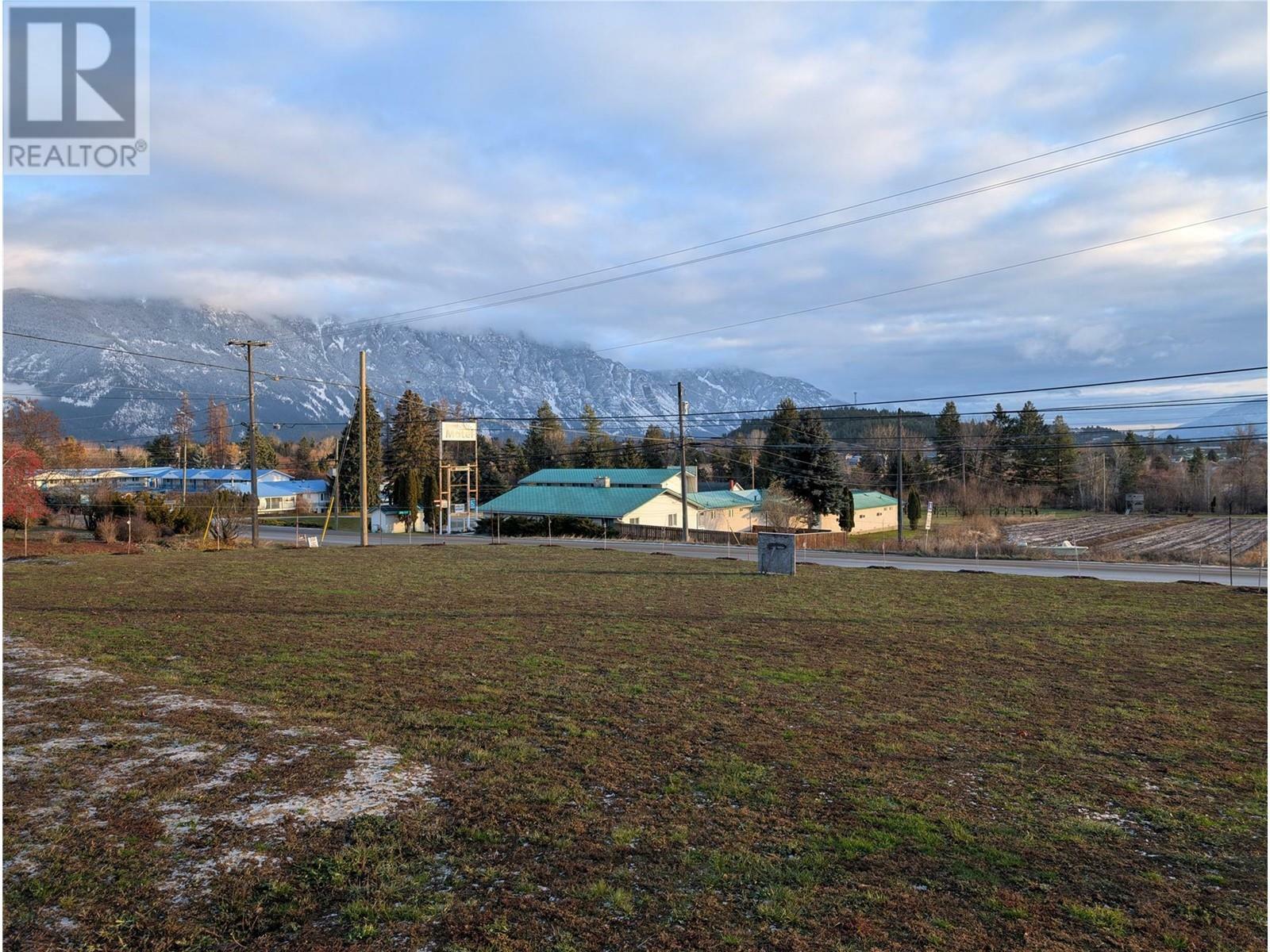 Property Photo:  2628 3 Highway  BC V0B 1K0 