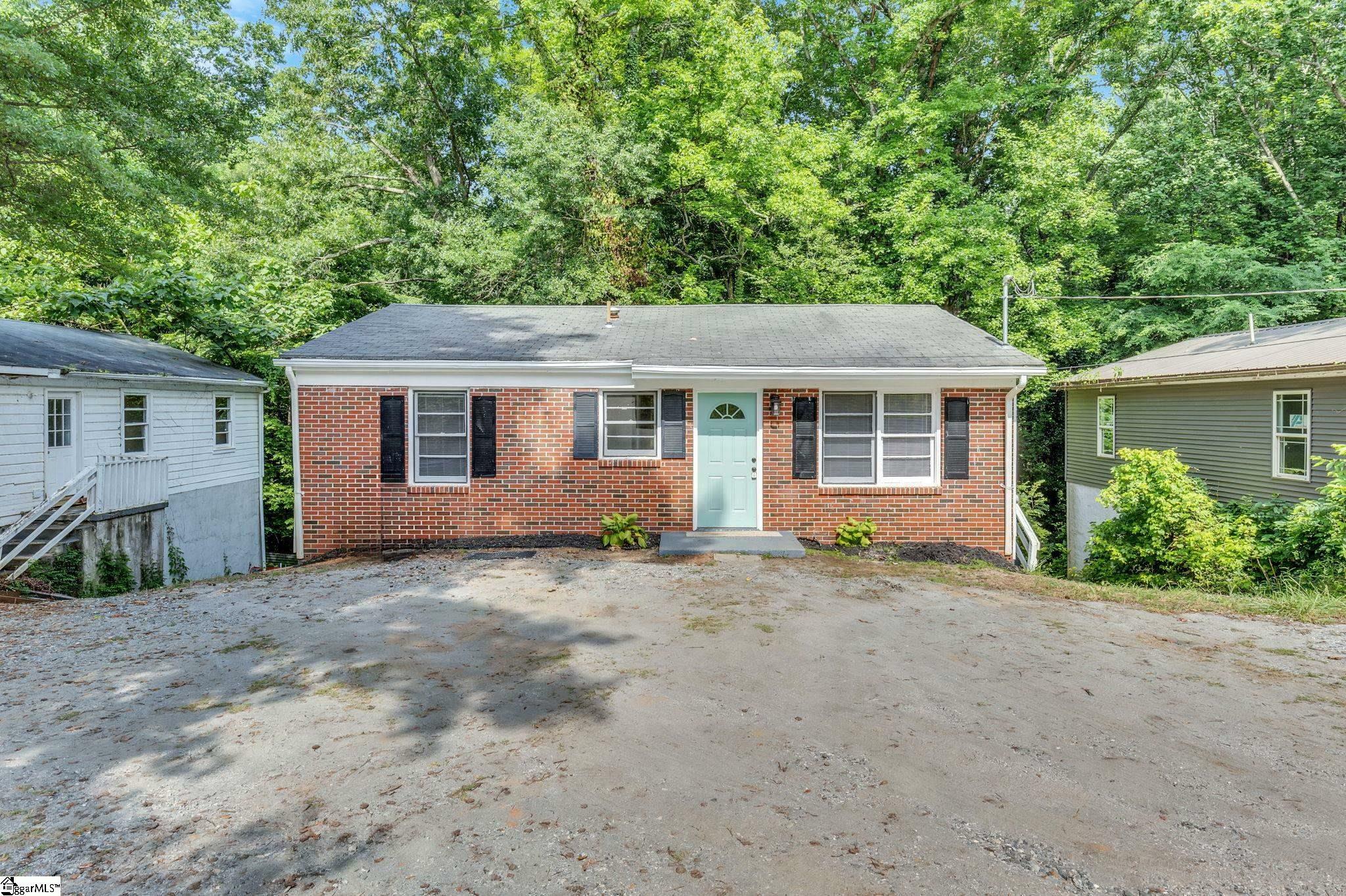 Property Photo: 709 W Georgia Street SC 29388