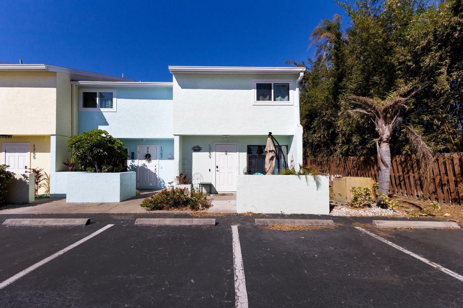 Property Photo:  1759 Dawn Street 308  FL 34231 