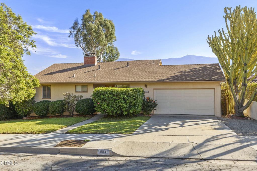 Property Photo: 984 Loma Vista Place CA 93060