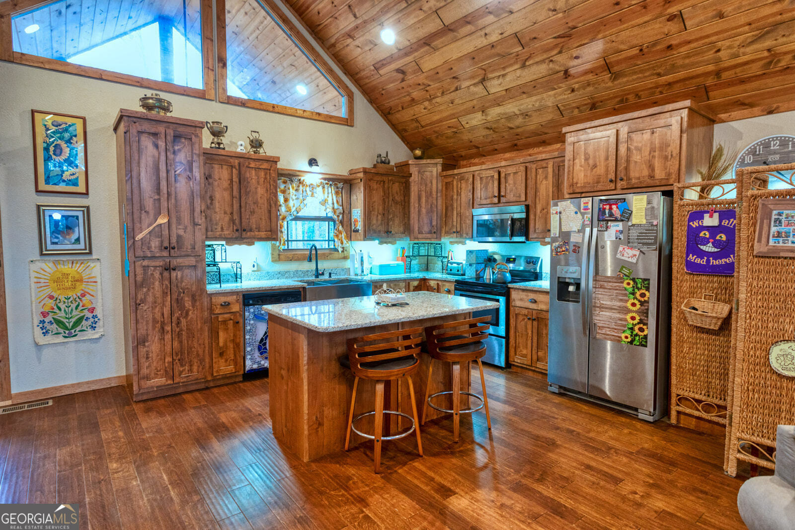 Property Photo:  200 Renegade Ridge Road  GA 30512 