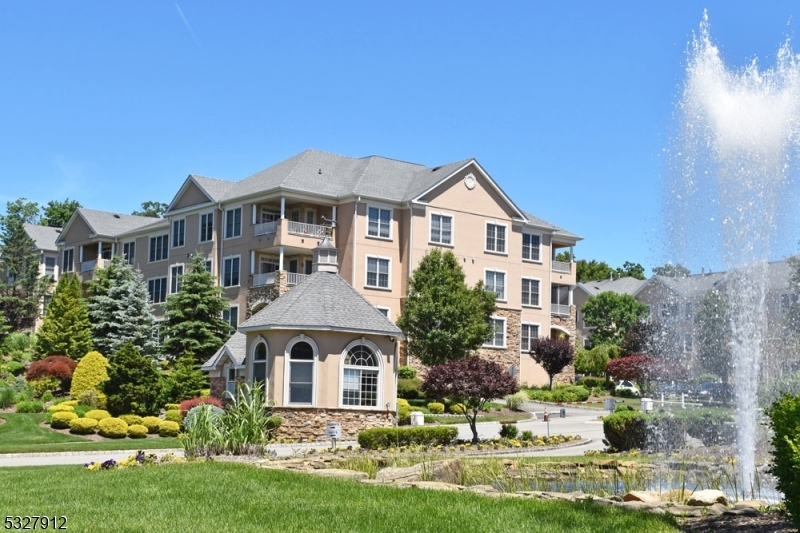 Property Photo: 307 Cleveland Ln 307 NJ 07866