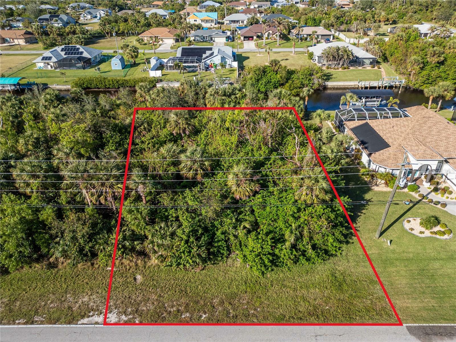 Property Photo:  4433 Collingswood Boulevard  FL 33948 