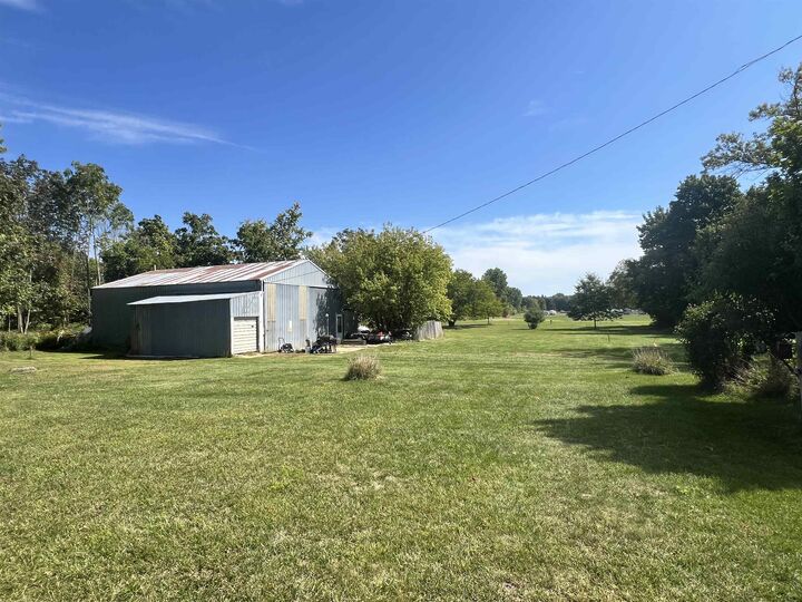 Property Photo:  305 E Lasalle Street  MI 48816