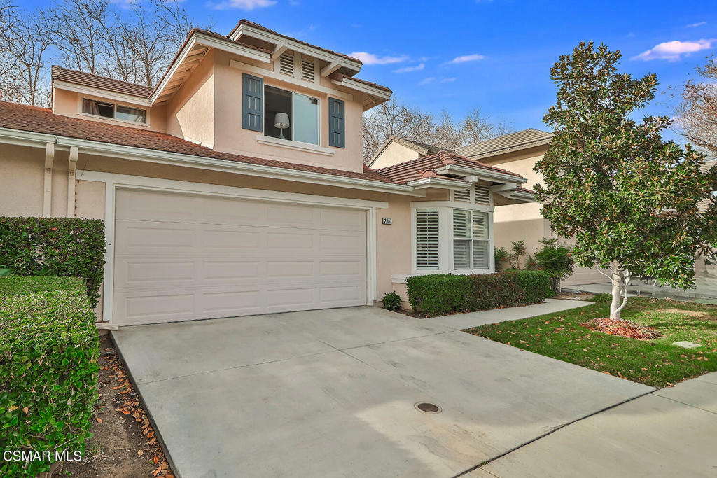 Property Photo:  2067 Tulip Avenue  CA 93063 