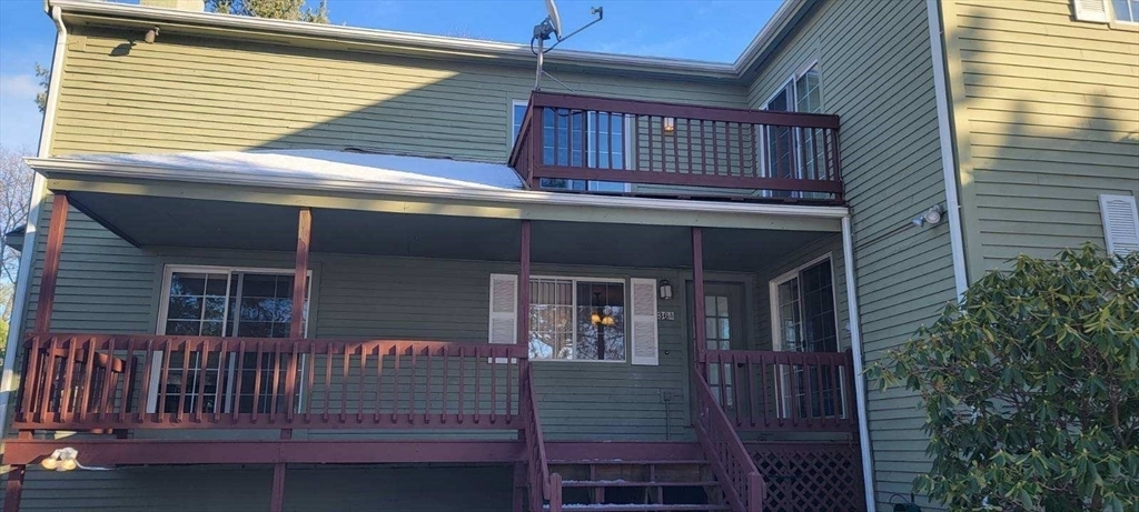Property Photo:  36 A Country Club Ln 36 A  MA 01757 