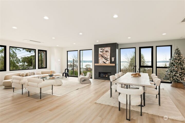 Property Photo:  198  Lamar Drive  WA 98275 