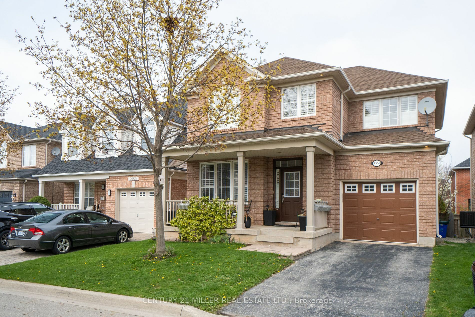 2554 Falkland Cres  Oakville ON L6M 4Y1 photo