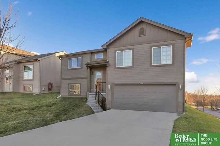 9181 Black Street  Omaha NE 68122 photo