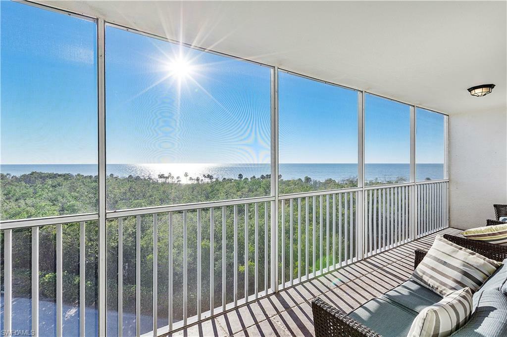 Property Photo: 5 Bluebill Ave 701 FL 34108