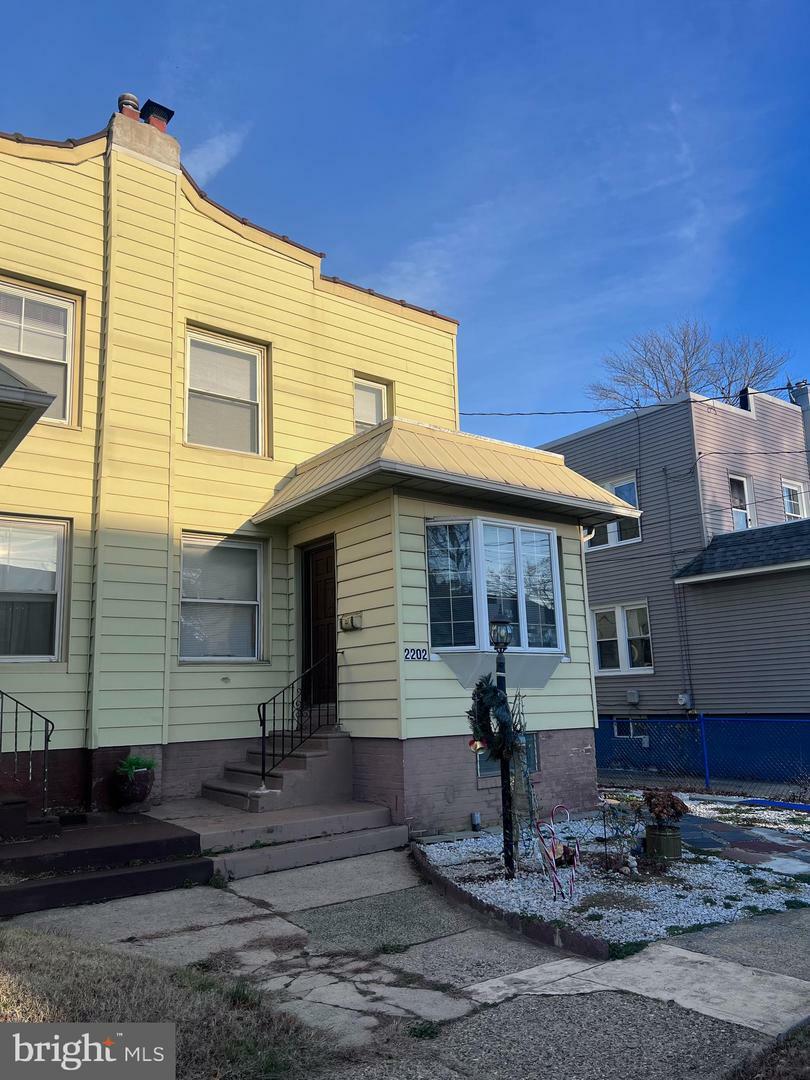 Property Photo:  2202 Gross Avenue  NJ 08110 