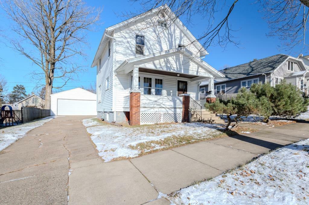 Property Photo:  824 Chicago Avenue  WI 54403 