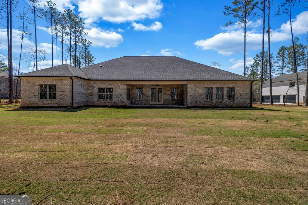 Property Photo: 125 Drummond Place GA 30014