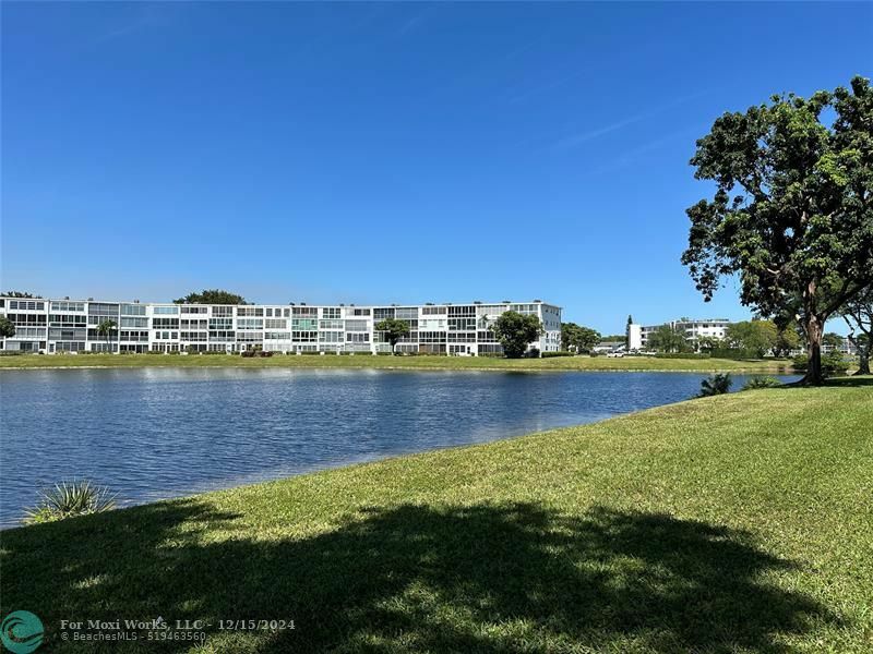 Property Photo:  2067 Harwood E  FL 33442 