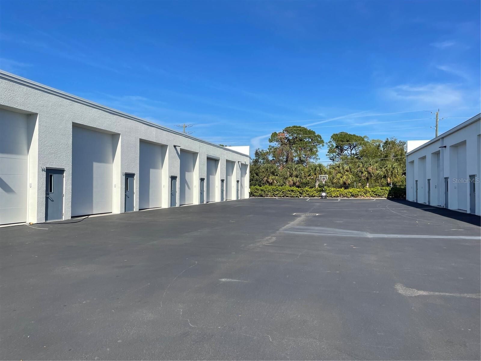 Property Photo: 5411 Tri Par Drive 17 FL 34234