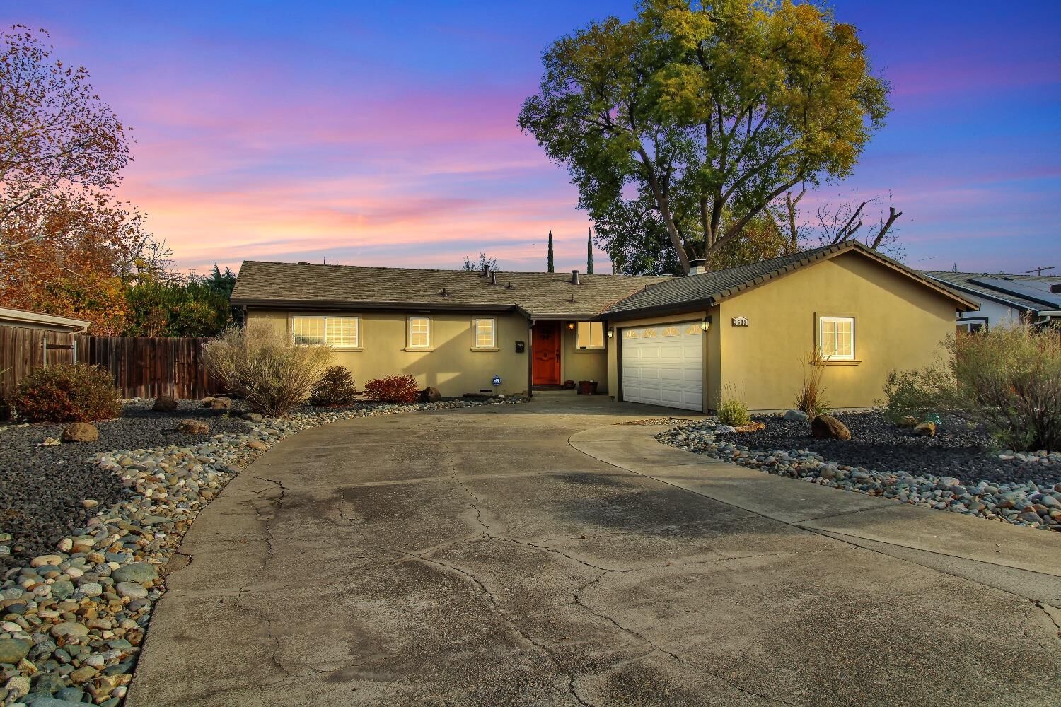 Property Photo: 3512 Ronk Way CA 95821