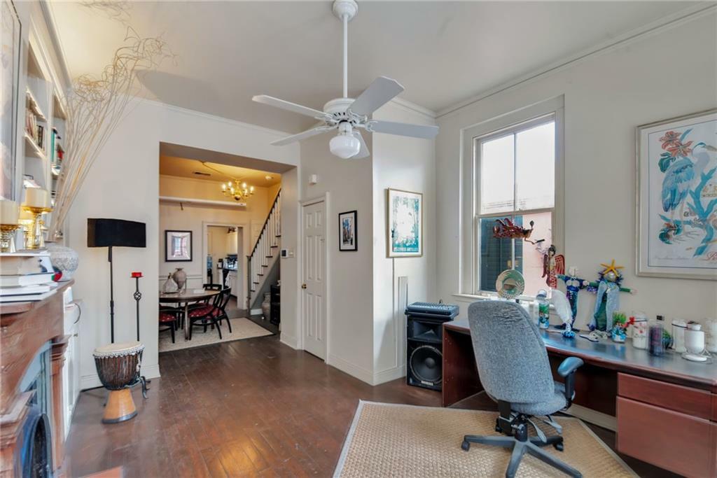 Property Photo:  625 Dumaine St Street  LA 70116 