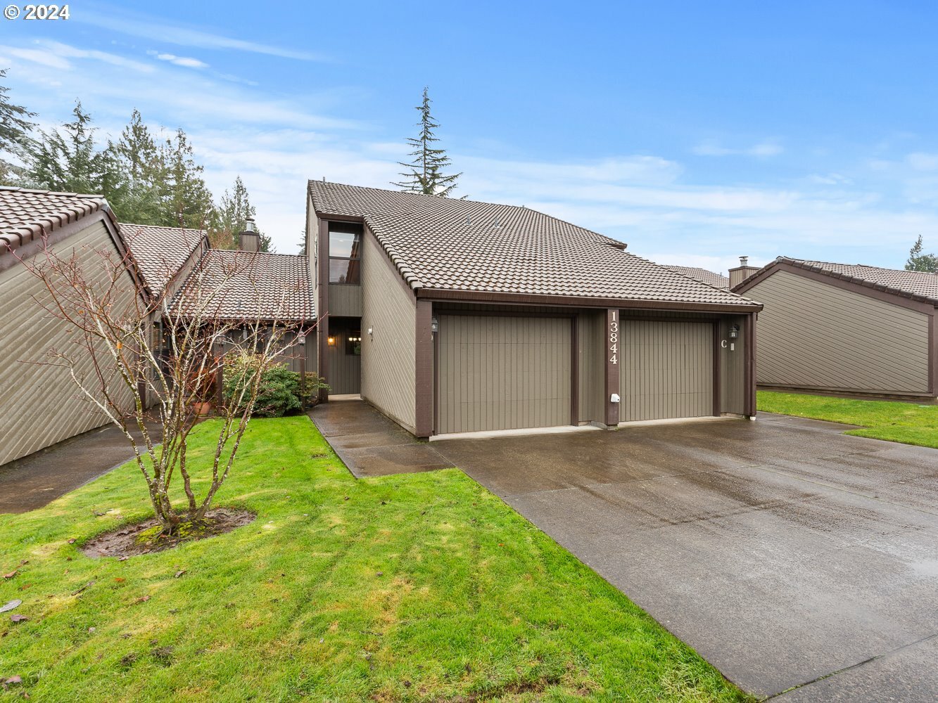 Property Photo:  13844 NW 10th Ct D  WA 98685 