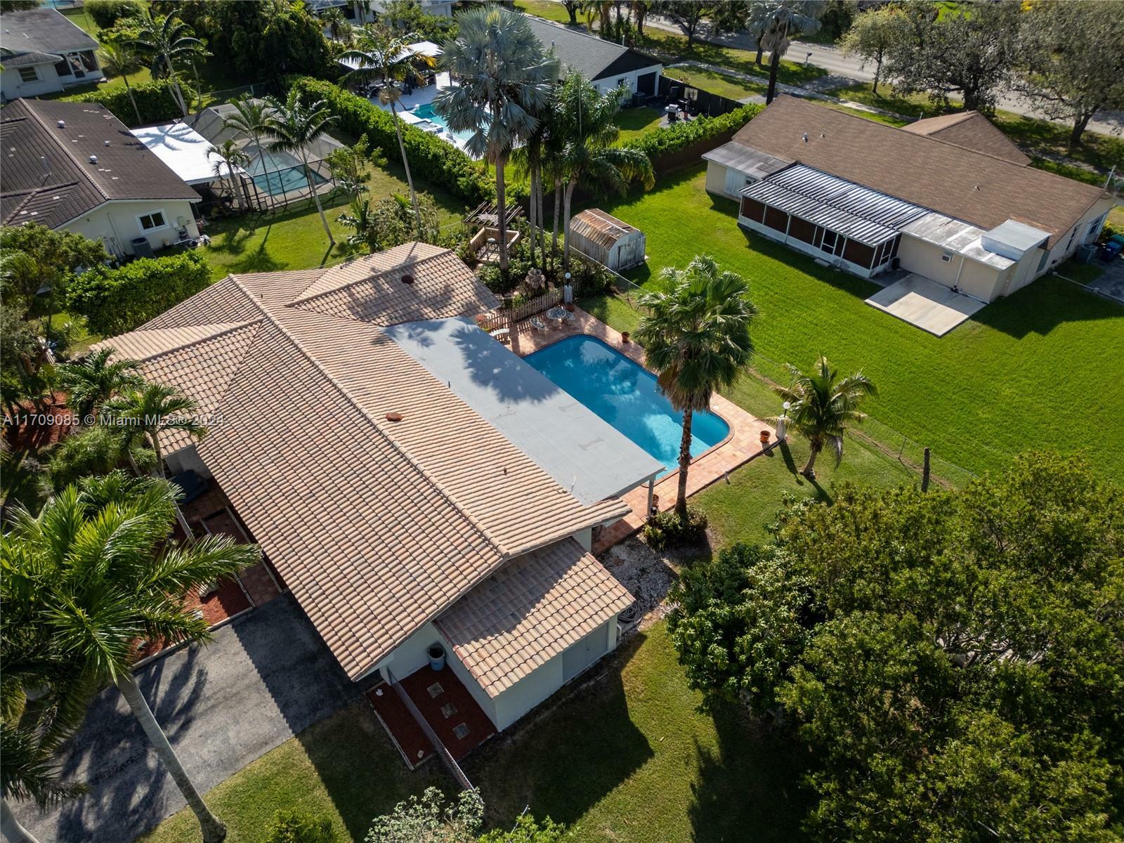 Property Photo:  18200 SW 86th Ave  FL 33157 