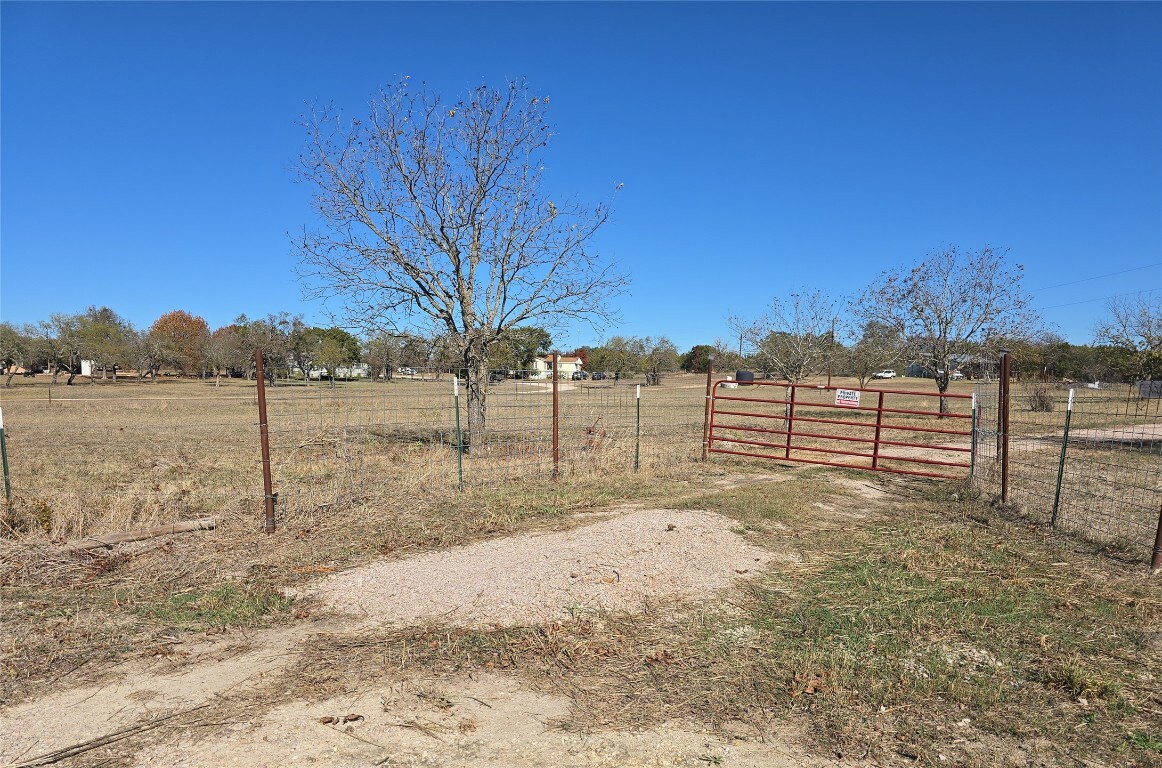 Property Photo:  1215 County Road 340  TX 78611 