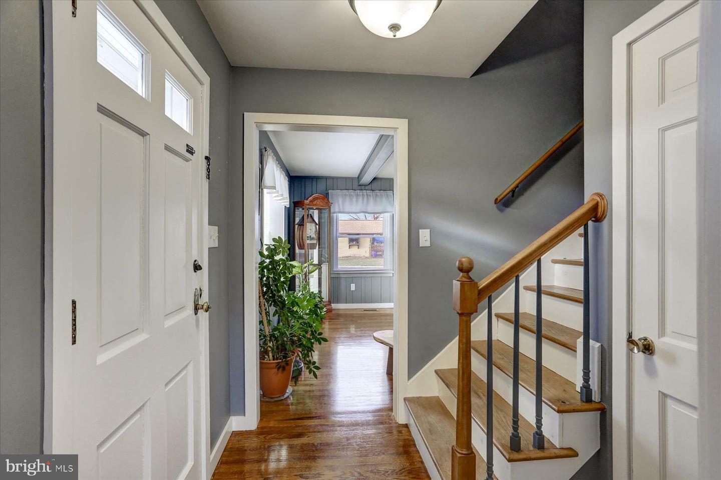 Property Photo:  101 E Walnut Street  PA 17042 