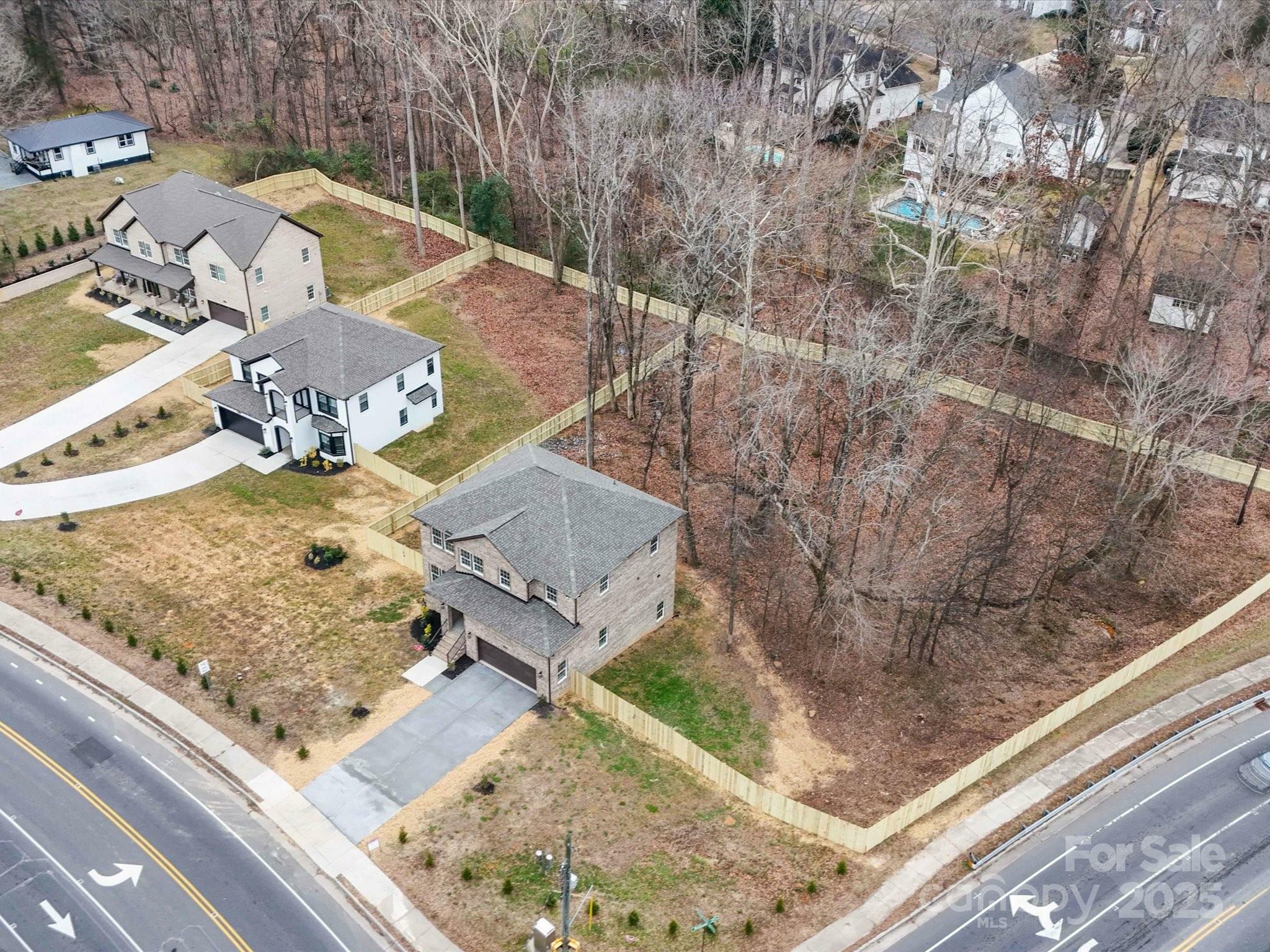 Property Photo: 1304 Pleasant Plains Road NC 28105