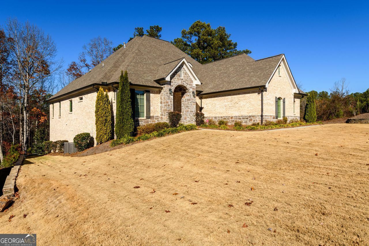 Property Photo:  1560 Tapestry Ridge  GA 30045 