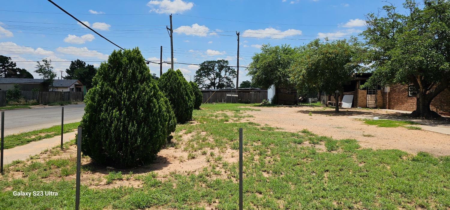 Property Photo:  1928 E Auburn Street  TX 79403 