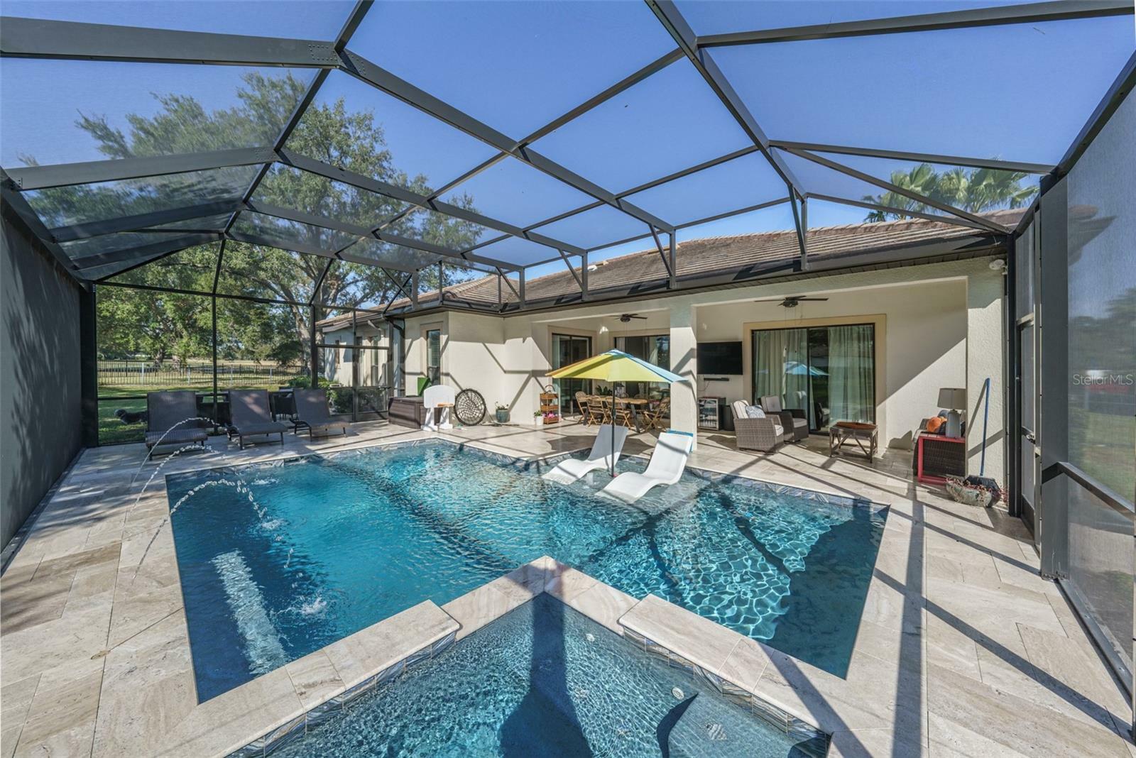 Property Photo:  25459 Hawks Run Lane  FL 32776 