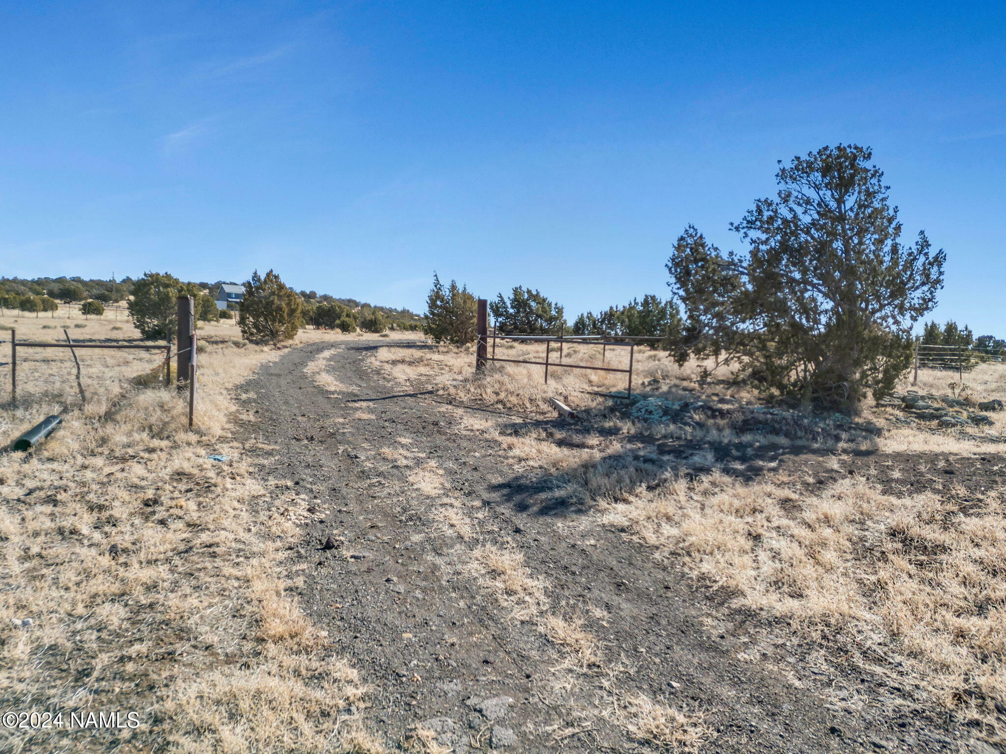 Property Photo:  13170 Stockmens Road  AZ 86004 